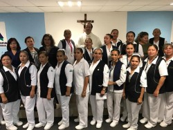 Celebran el día de la enfermera con misa de acción de gracias