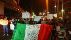 Se manifiestan de manera pacífica contra el gasolinazo