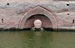 Encuentran estatua de Buda con antigüedad de 600 años
