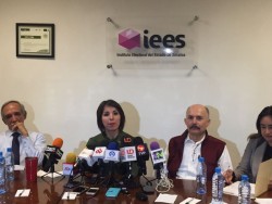 ﻿Suspenden 12 programas en el IEES