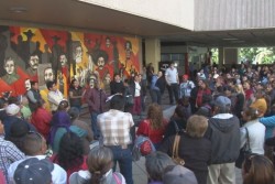 Se manifiestan Antorchistas en Palacio de Gobierno