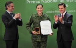 Chayito y Roberto Osuna reciben PND