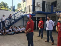 Club Venados promociona academia de beisbol.