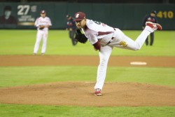 Merecido para Héctor Daniel Rodríguez lanzar en el juego inaugural de SC