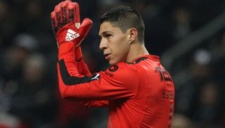 Hugo González encabeza convocatoria del Tri