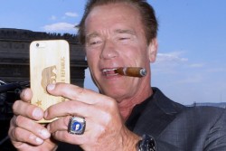 "Intercambiemos trabajos”, responde Schwarzenegger a Trump