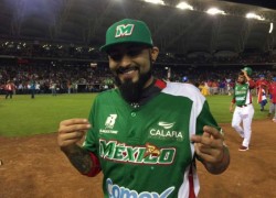 El relevista Sergio Romo a los Dodgers