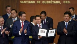 México exige unidad en tono a nuestros valores: EPN