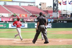 Puerto Rico sorprende a Venezuela y va a la final de la Serie del Caribe