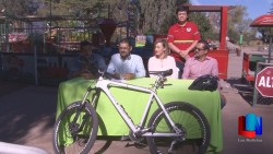 Pedalada familiar alrededor de la laguna del Náinari