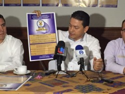 Celebran el 44 aniversario de la fundación del SUNTUAS
