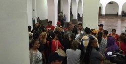 Piden apoyo con proyectos económicos y becas