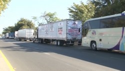 Se manifiestan en contra de la alza del combustible