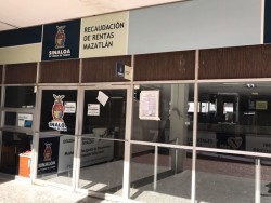 Cierran sus puertas oficinas estatales en Mazatlán