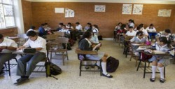 Lanzan plan para reforzar seguridad en escuelas