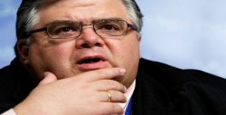 Carstens se quedará hasta noviembre en Banxico