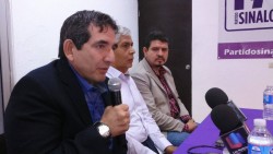 A favor de la reducción del número de diputados: Cuén