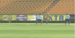Tigres por tres puntos ante Chivas