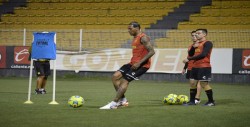 Vinicio Angulo ya entrena con Dorados