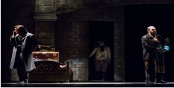 El Fantasma en el espejo