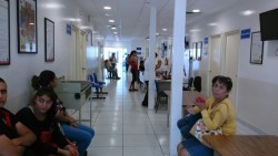 Todos de vacaciones, excepto empleados de salud