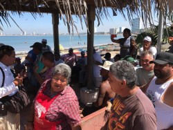 Pescadores de la playa norte denuncian acaparamiento