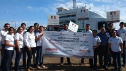 Toman cruceros para dar información