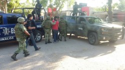 Detienen a 5 presuntos secuestradores en fraccionamiento Capistrano