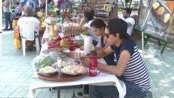 Realizan muestra de comida orgánica en la Plazuela Zaragoza