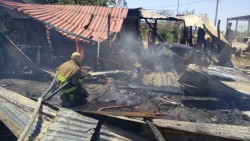Incendio arraza con vivienda en el Carrizo
