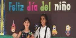 Festejan a lo grande su día  alumnos de la Ford # 2