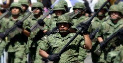 Condenan a 8 militares por colusión con "Los Zetas"; denuncian tortura