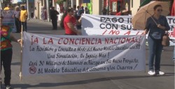 Entre peticiones y demandas se realizó el desfile por el día del trabajo