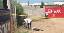Encuentran a joven asesinado a balazos a espaldas de la Feria Ganadera