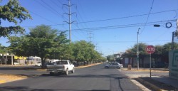 Piden colocación de semáforos en Avenida Jacarandas y Sabinos