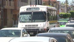 Chóferes de camiones urbanos se desvían de sus rutas