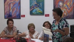 Presentan el libro Presagio de Deanna Gamboa