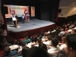 Jóvenes de Cobaes realizan canciones inéditas