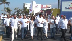 Sale la sociedad a la calle para pedir "Un alto a la violencia"