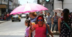 Lluvias y ambiente caluroso en gran parte del país