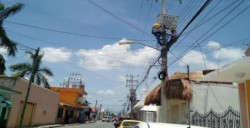 CFE restablece 84% de electricidad en Península de Yucatán