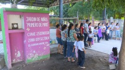 Madres de familia toman jardín de niños del Guayabo
