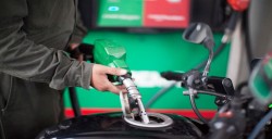 PEMEX  cierra 14 gasolineras por vender combustible robado