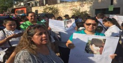 Toman primaria por supuesto desvío de los ahorros del día de las madres