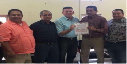 Presentan nueva mesa directiva del Comité Municipal de Beisbol