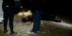 Ubican el cuerpo de un joven bajo puente de desnivel