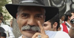 Silvano pide a Mireles que se vaya de México y deje la política