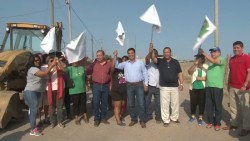 Dan banderazo de inicio a pavimentación en camino antiguo al conchi