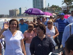 Margarita Zavala se reune con pescadores en Mazatlán