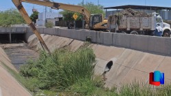Limpian drenes para evitar inundaciones